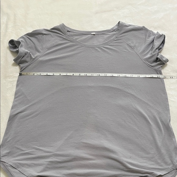 Lululemon Open Up Tie Back Tee - Picture 11 of 12